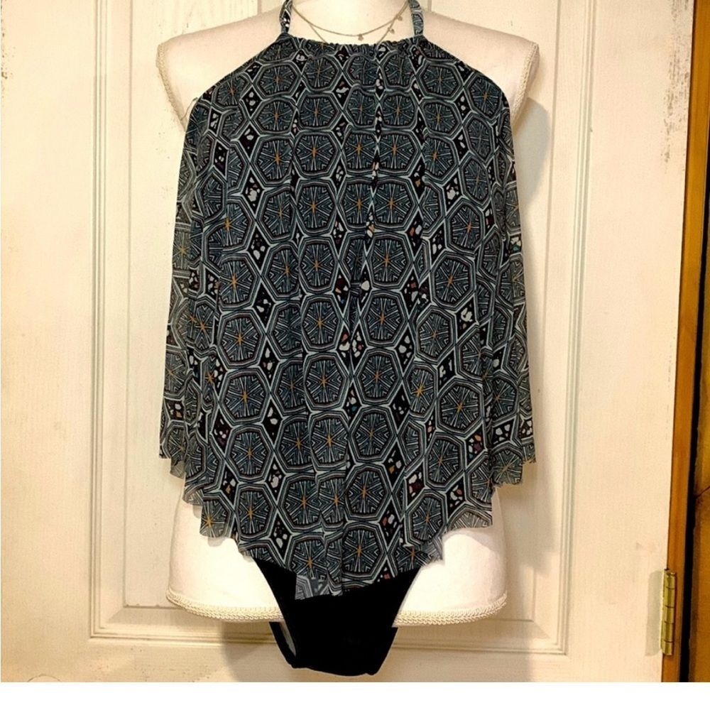 Coco reef mesh ruffle bra sized cropped underwire tankini top - sz 38C